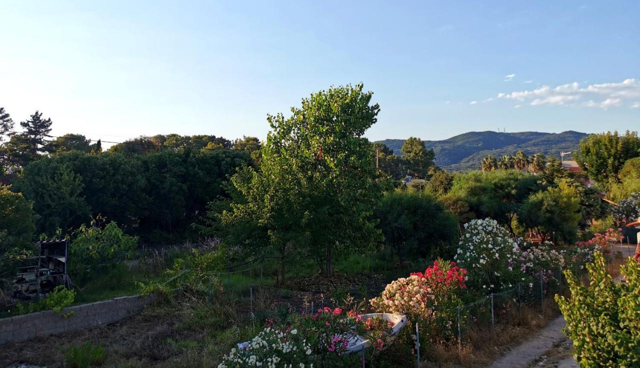 Maria'S Studios Agios Georgios  ภายนอก รูปภาพ
